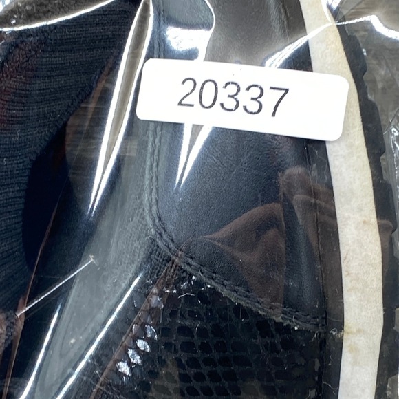 Michael Kors Womens Billie Knit Slip On Fashion Sneakers Shoes Size 9 Black - Picture 12 of 13